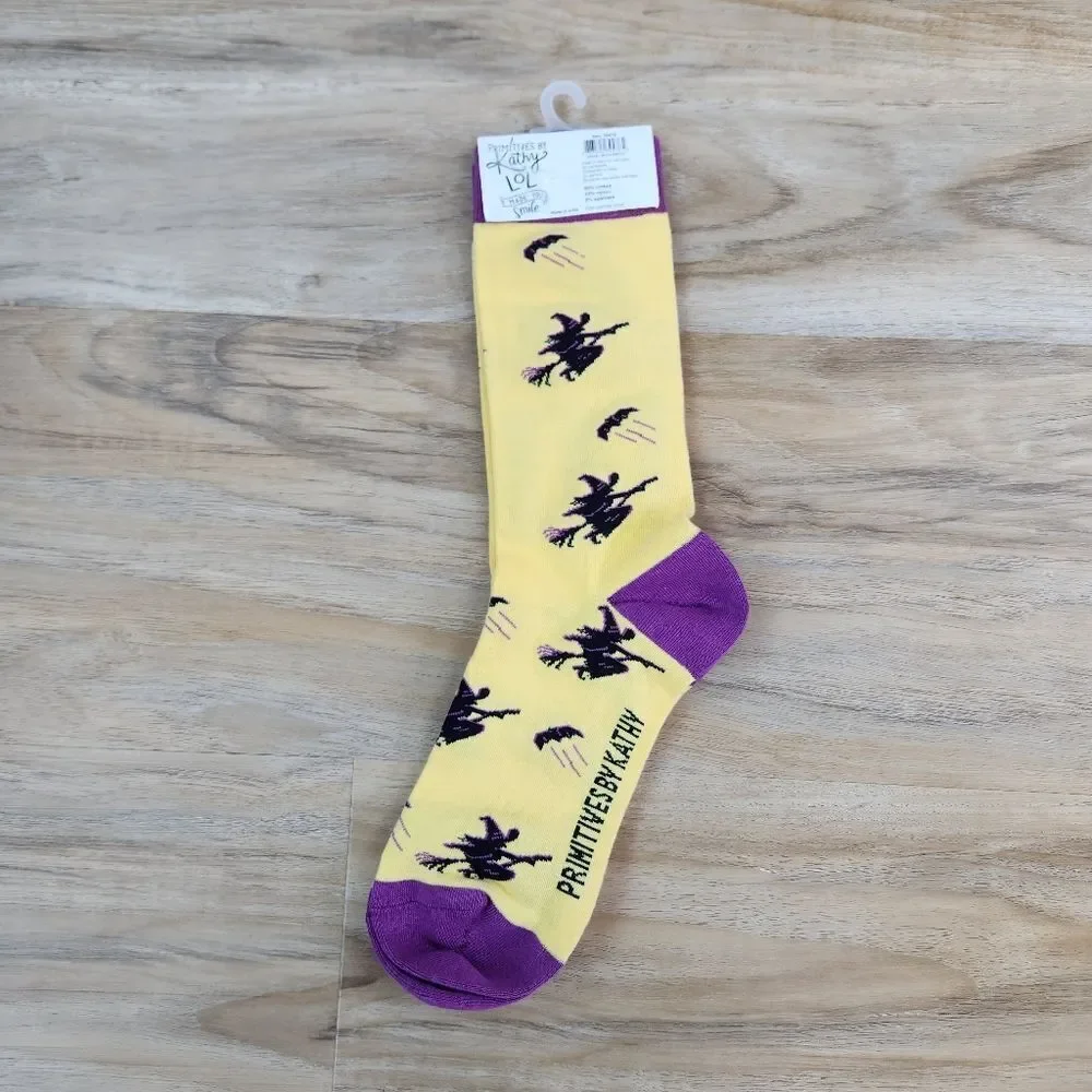 🩵NWT Yellow & Purple Don't Make Me Flip My Witch Switch Socks